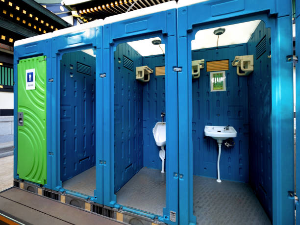 Portable Toilet Options We Offer in Beachwood, OH